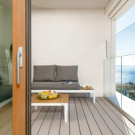 Apartment Luxury Big With Pool, Reception And Gym *